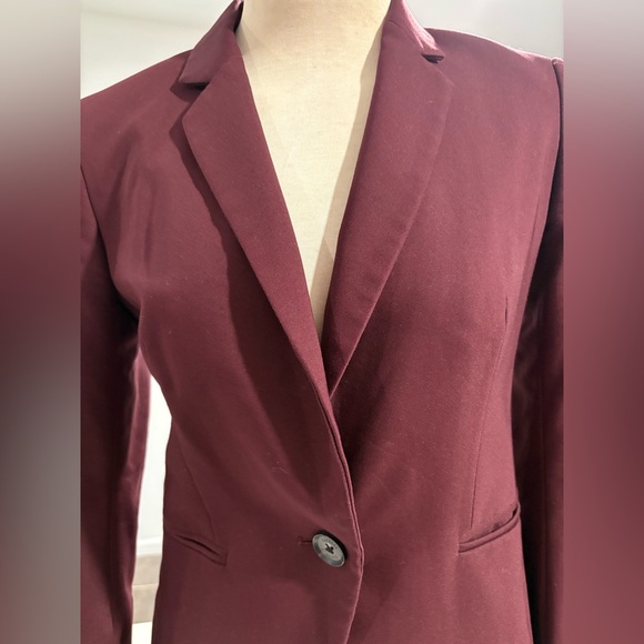 Express - Picture 2 of 4